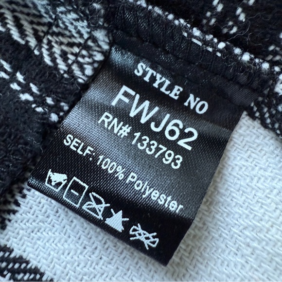 Plaid Jacket - Picture 6 of 7